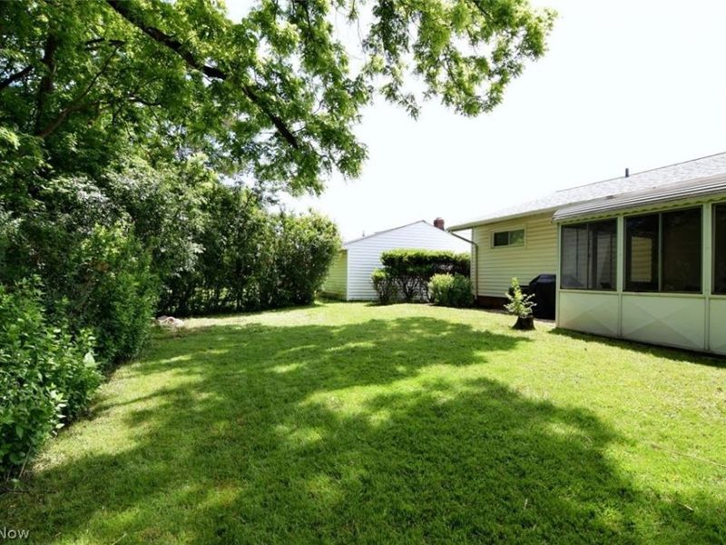 20685 Alameda Parkway, Highland Hills, OH 44128 Photo 41