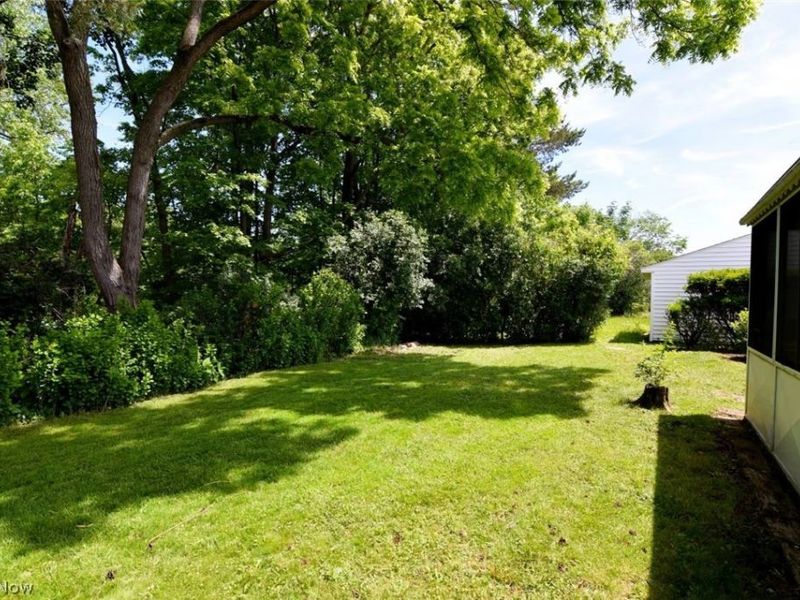 20685 Alameda Parkway, Highland Hills, OH 44128 Photo 42