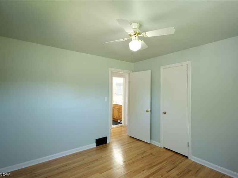 187 Helena Drive , Struthers, OH 44471 Photo 12
