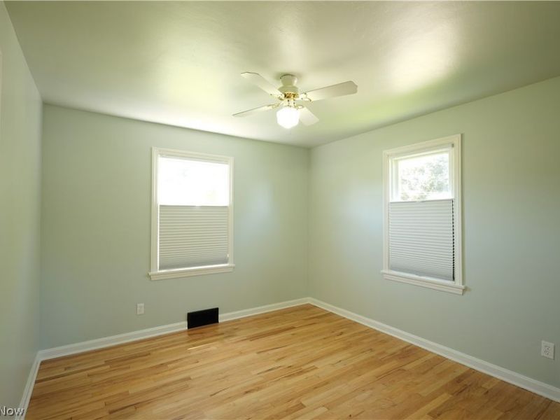 187 Helena Drive , Struthers, OH 44471 Photo 14