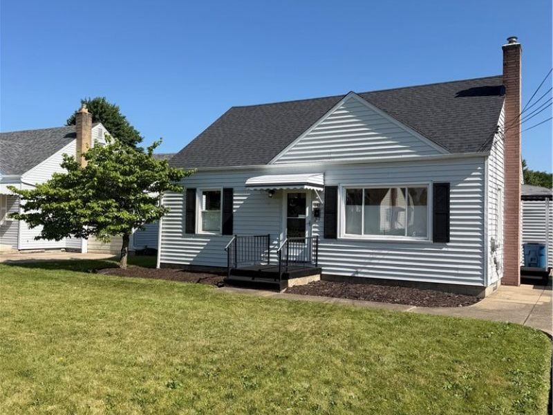 187 Helena Drive, Struthers, OH 44471 Photo 2
