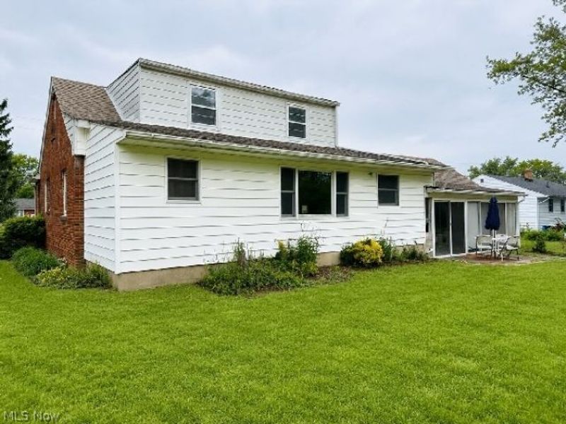 5004 Dunsmore Avenue, Ashtabula, OH 44004 Photo 2