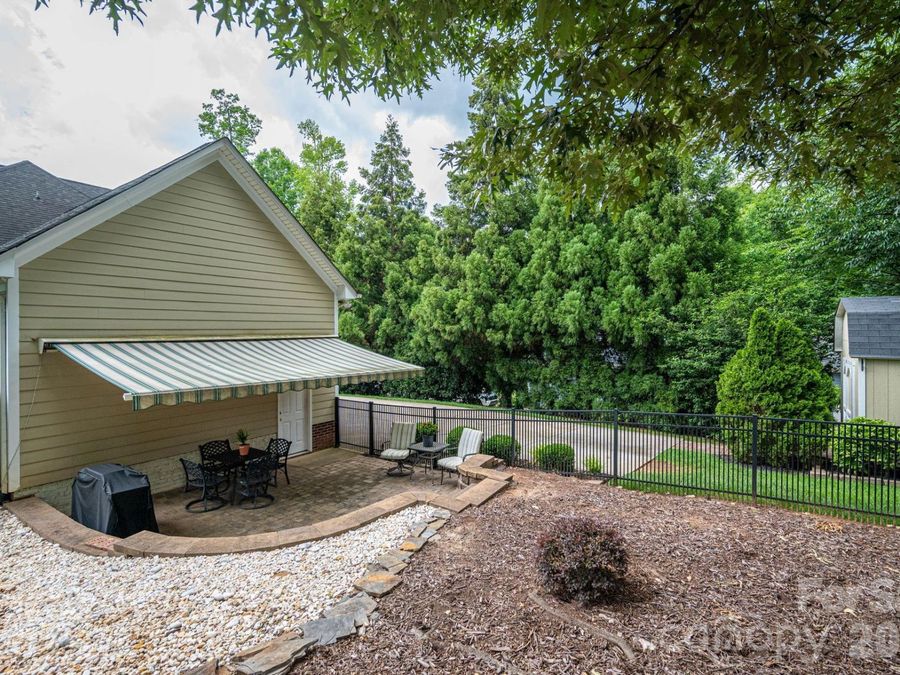 Property Image 43