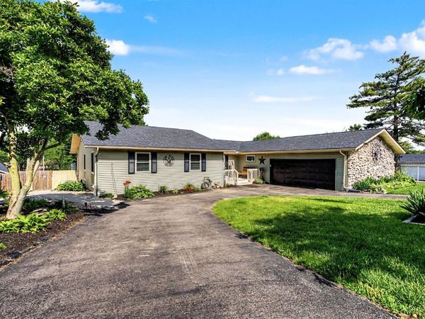 20 Annie Lou Dr., Hamilton, OH 45413