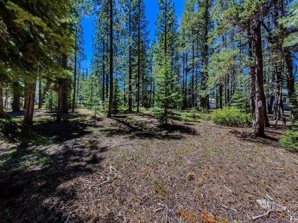 1891 Mandan Street, South Lake Tahoe, CA 96150
