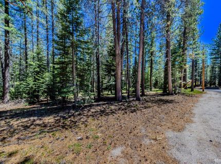 1891 Mandan Street, South Lake Tahoe, CA 96150 Photo