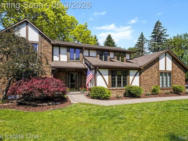 8019 Deerwood Road, Independence Twp, MI 48348