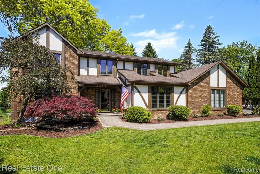 8019 Deerwood Road, Independence Township, MI 48348 Main Photo