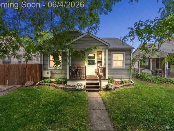 1831 Moorhouse Street, Ferndale, MI 48220