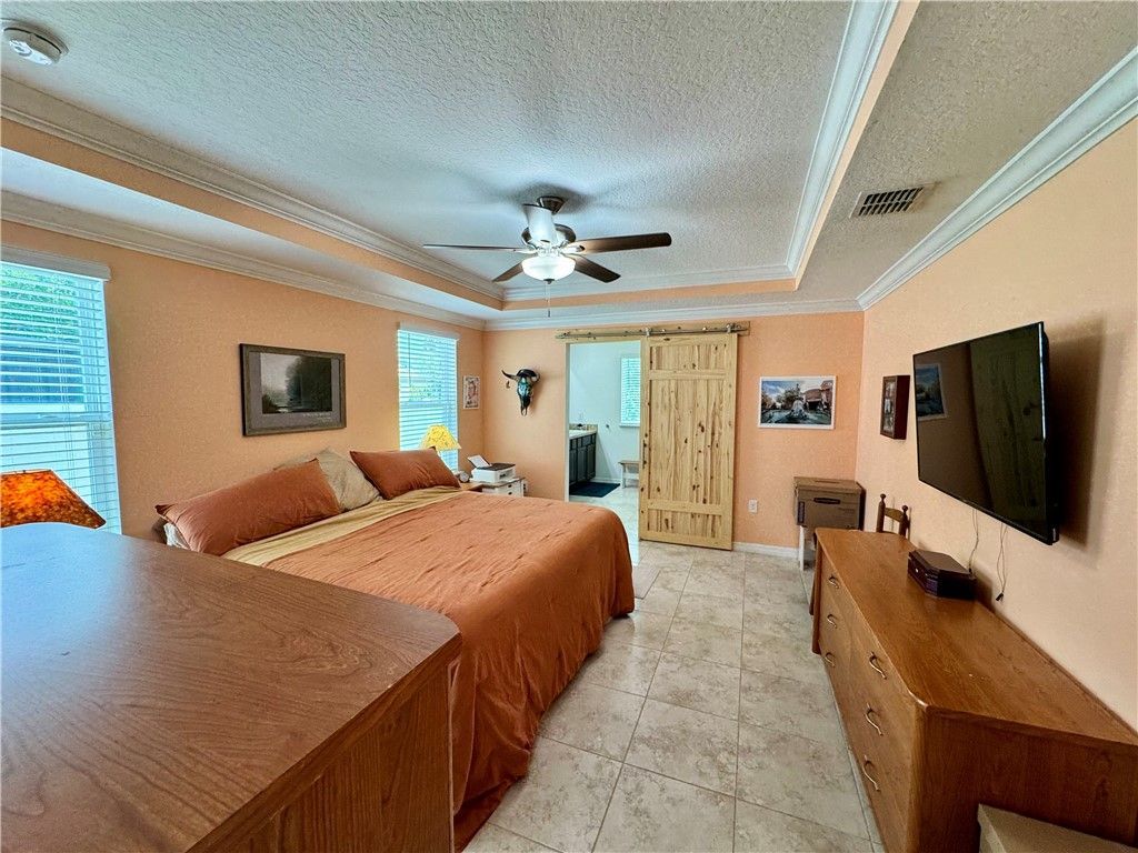 8066 104th Avenue, Vero Beach, FL 32967 Photo