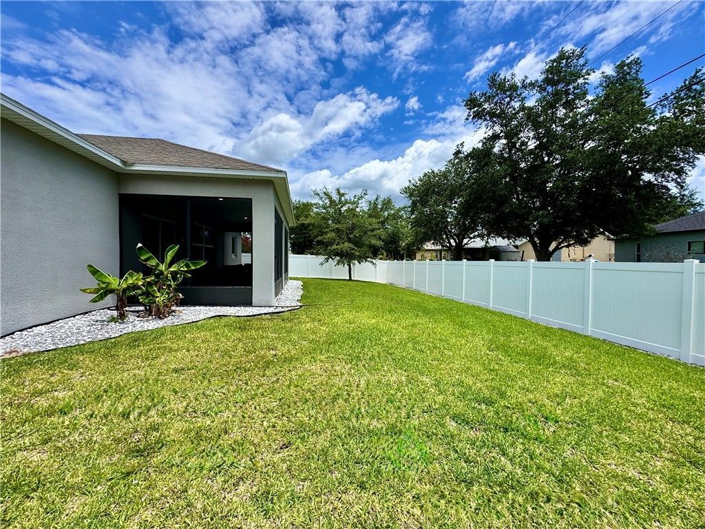 8066 104th Avenue, Vero Beach, FL 32967 Photo