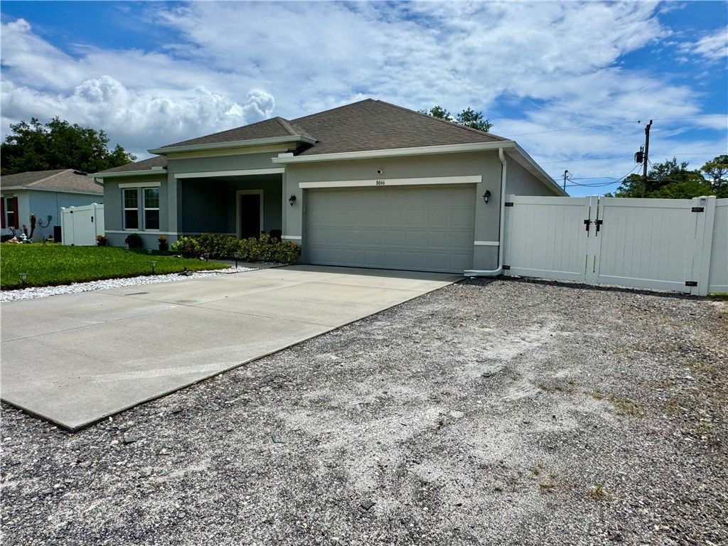 8066 104th Avenue, Vero Beach, FL 32967 Photo