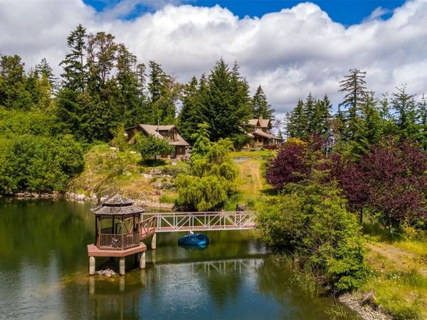 177 Jennifer Way , Salt Spring, BC V8K 2X8