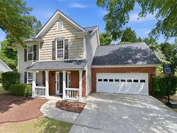 2800 General Lee Way , Buford, GA 30519