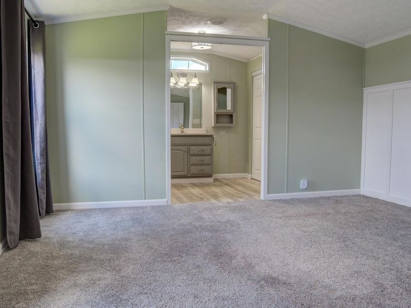 990 Jerry Lee Drive , Obetz, OH 43207 Photo 18