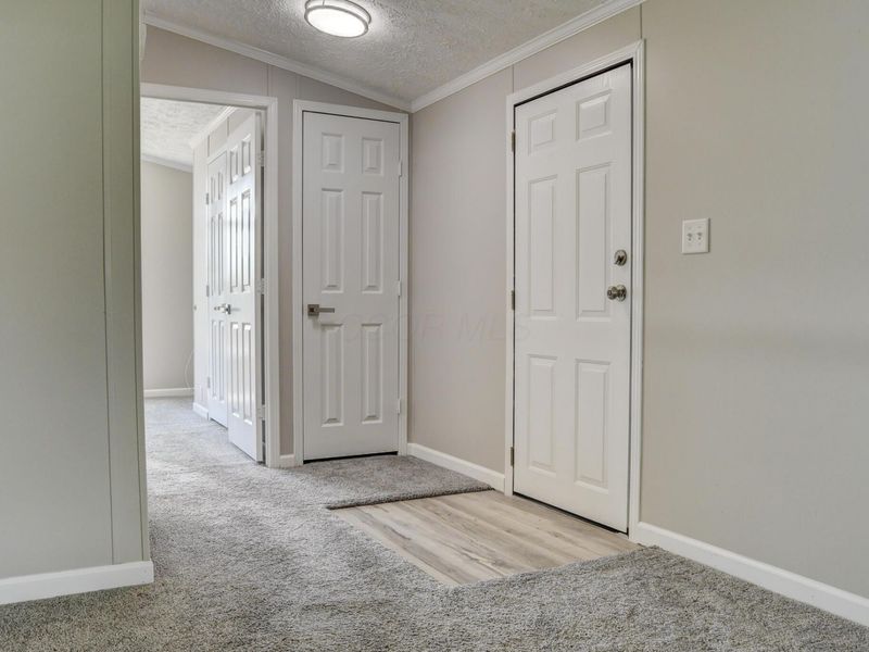 990 Jerry Lee Drive , Obetz, OH 43207 Photo 23