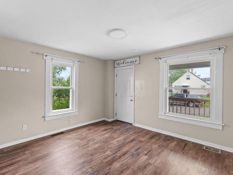 2165 Amherst Avenue , Columbus, OH 43223 Photo 5