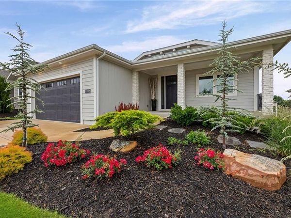 4002 W 158th Terrace, Overland Park, KS 66224