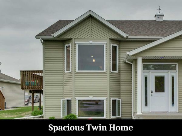 4711 Harvest Drive S, Fargo, ND 58104
