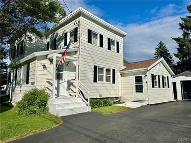 6368 Lakeshore Road , Cicero, NY 13039