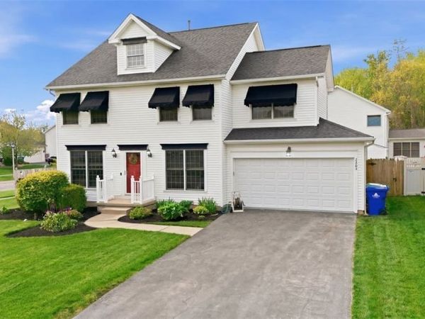 2305 Winterberry Drive, Lake View, NY 14085
