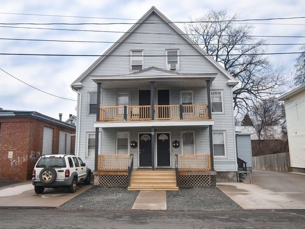 13 Sackett St, Unit 2L, Westfield, MA 01085
