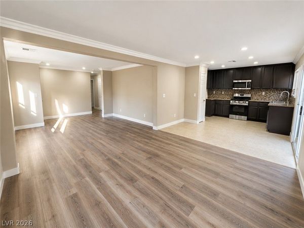 6737 Boston Tea Street , Las Vegas, NV 89149