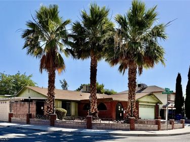 3574 Winner Drive , Las Vegas, NV 89120