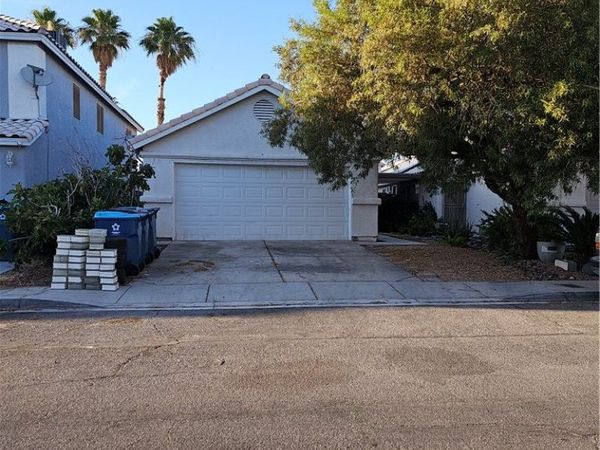4630 Little Finch Lane , Las Vegas, NV 89115