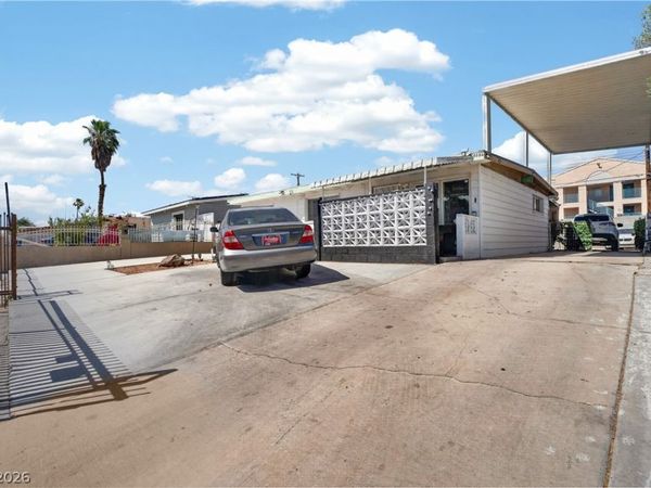 4686 Sheppard Drive , Las Vegas, NV 89122