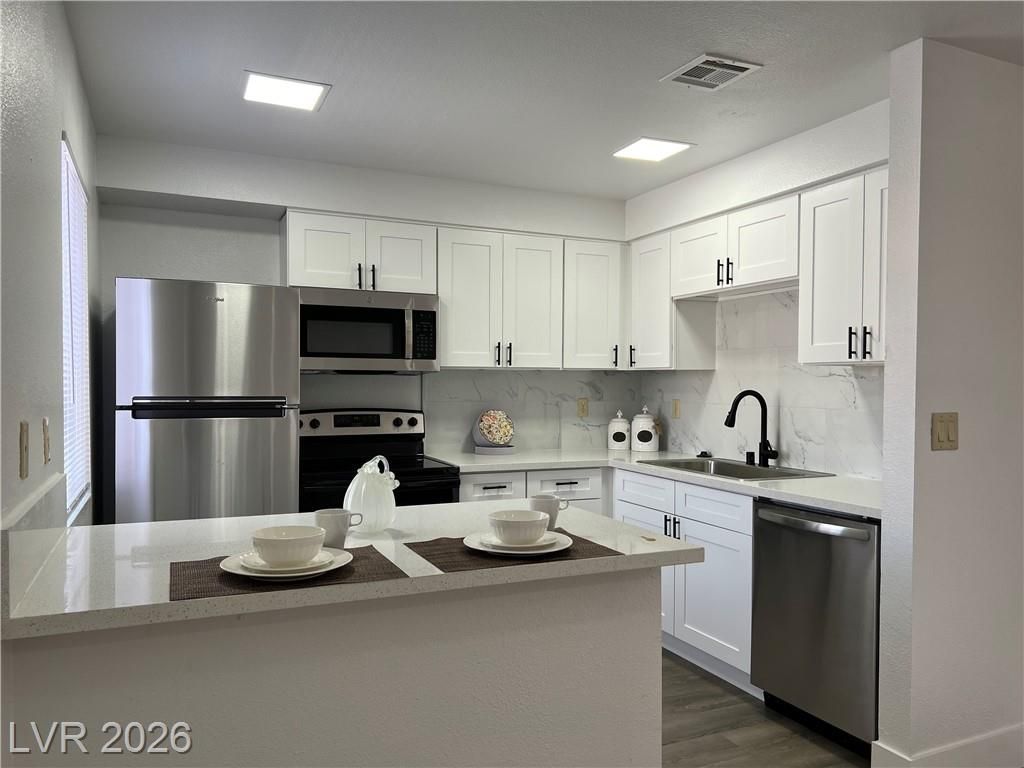 5080 Indian River Drive, Unit 360, Las Vegas, NV 89103 Main Photo
