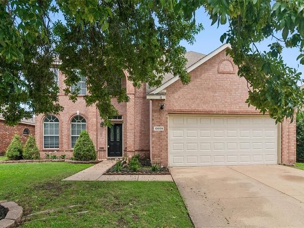 10609 Augusta Lane, Rowlett, TX 75089