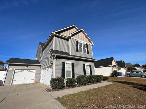 1820 Shady Knoll Lane , Fayetteville, NC 28314