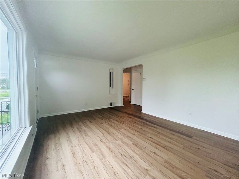 13629 Granger Road , Garfield Heights, OH 44125 Photo 10