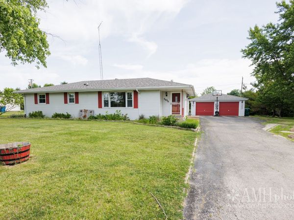 2075 W State Route 102 , Bourbonnais, IL 60914