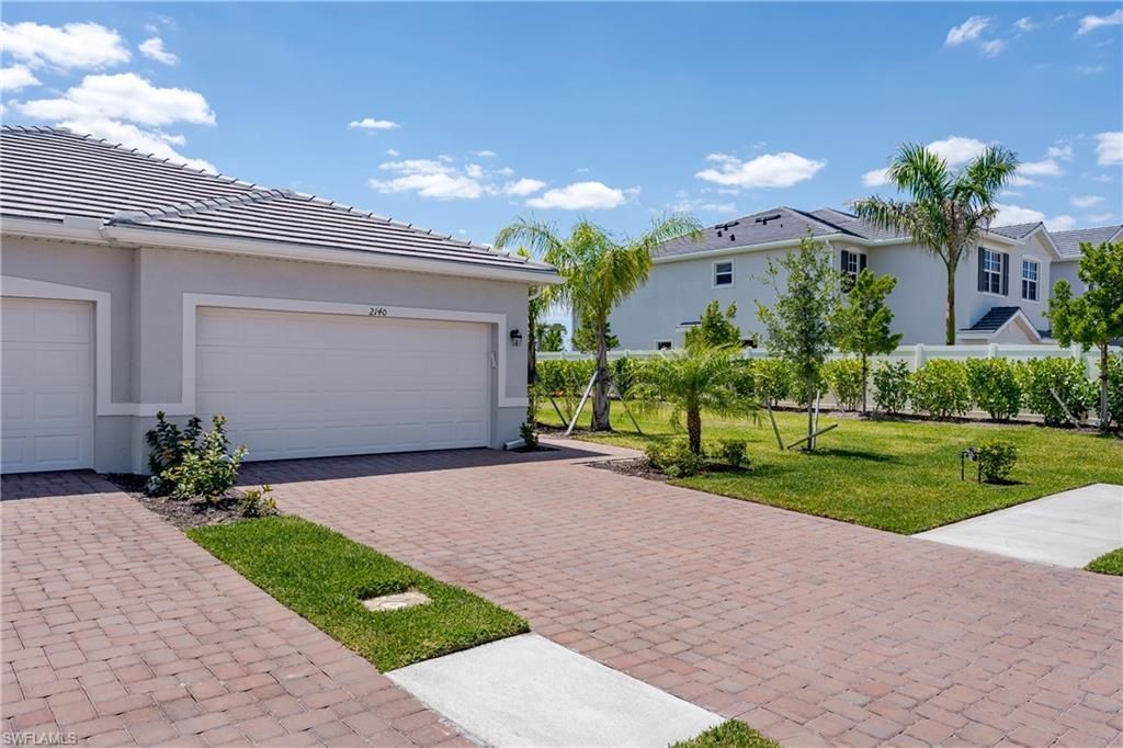 2140 Dragonfruit Way , Naples, FL 34120 Photo