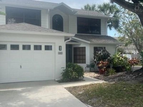 840 Meadowland DR, Unit J, NAPLES, FL 34108