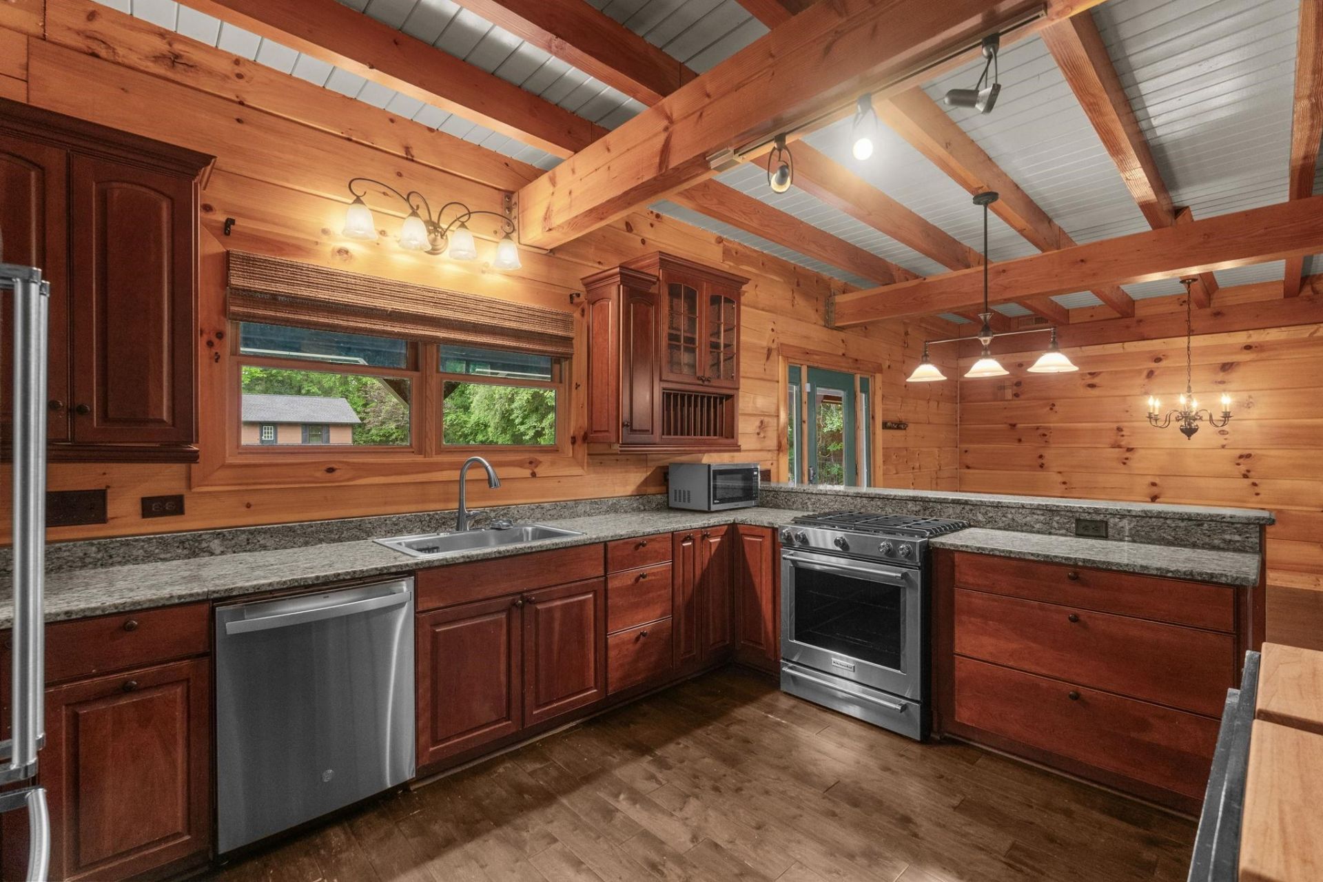 3083 Wildhorse Dr. Photo 16