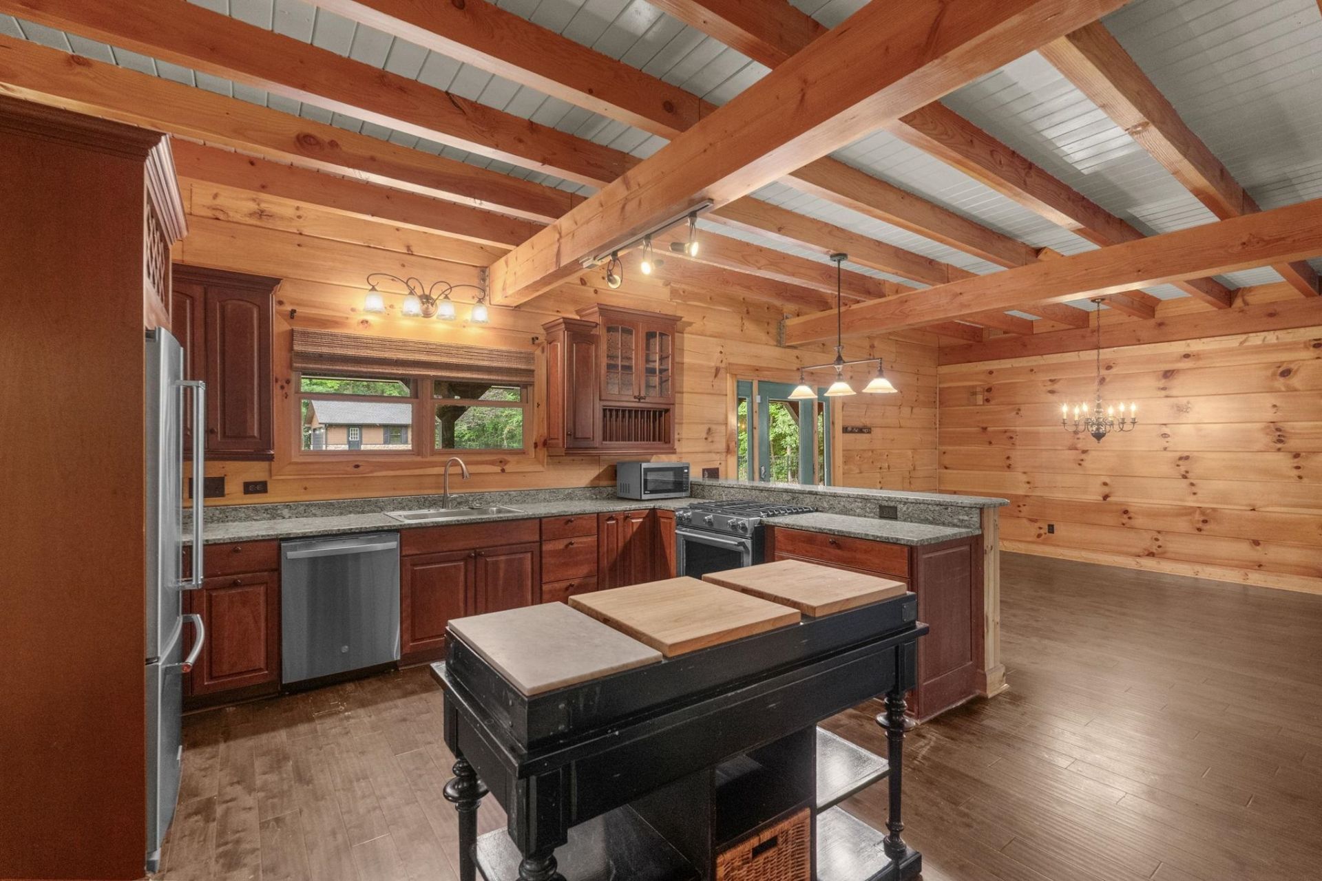 3083 Wildhorse Dr. Photo 18
