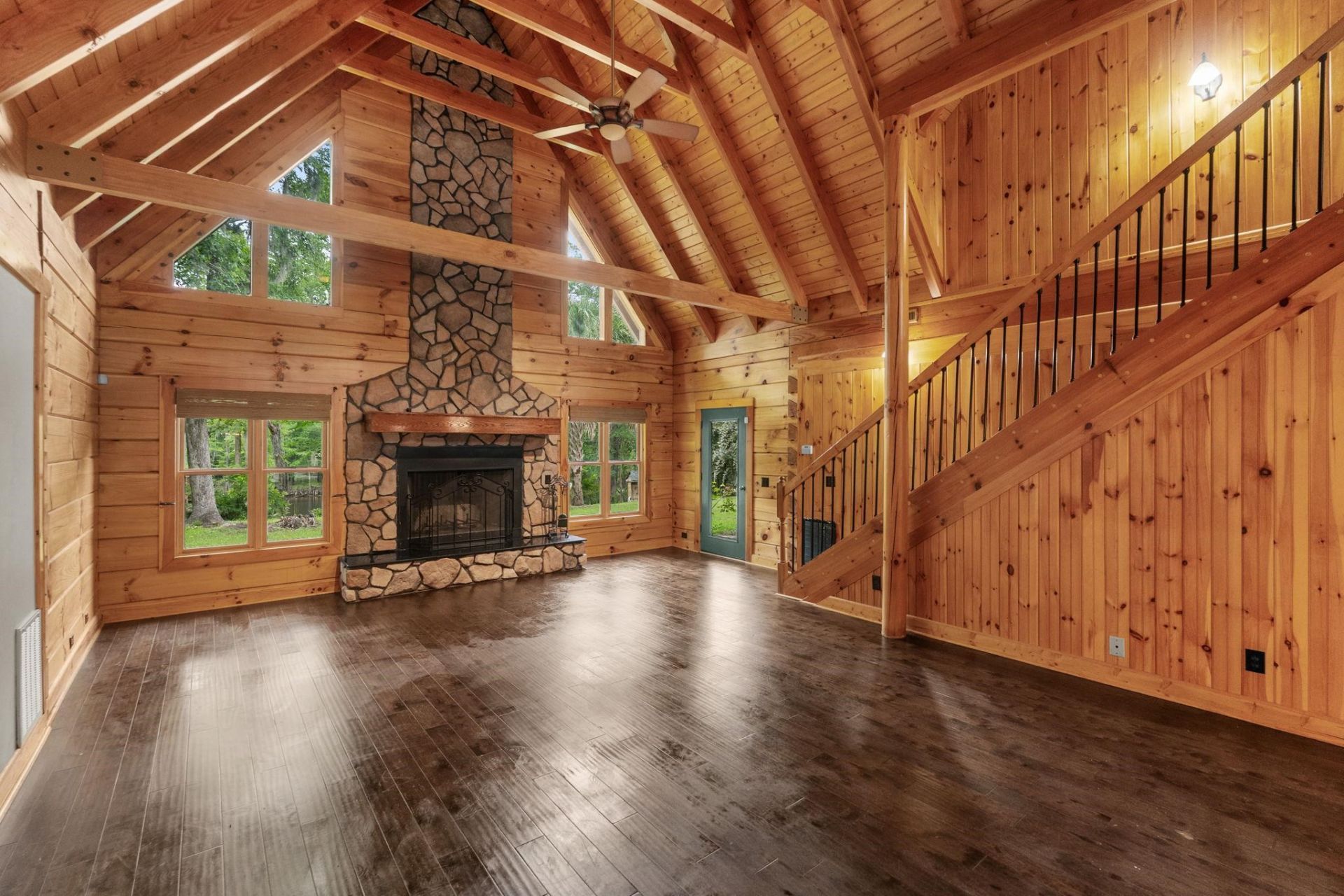 3083 Wildhorse Dr. Photo 5