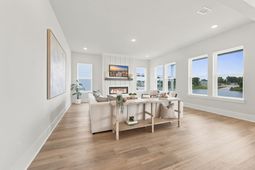 996 Triton Ave. photo 4