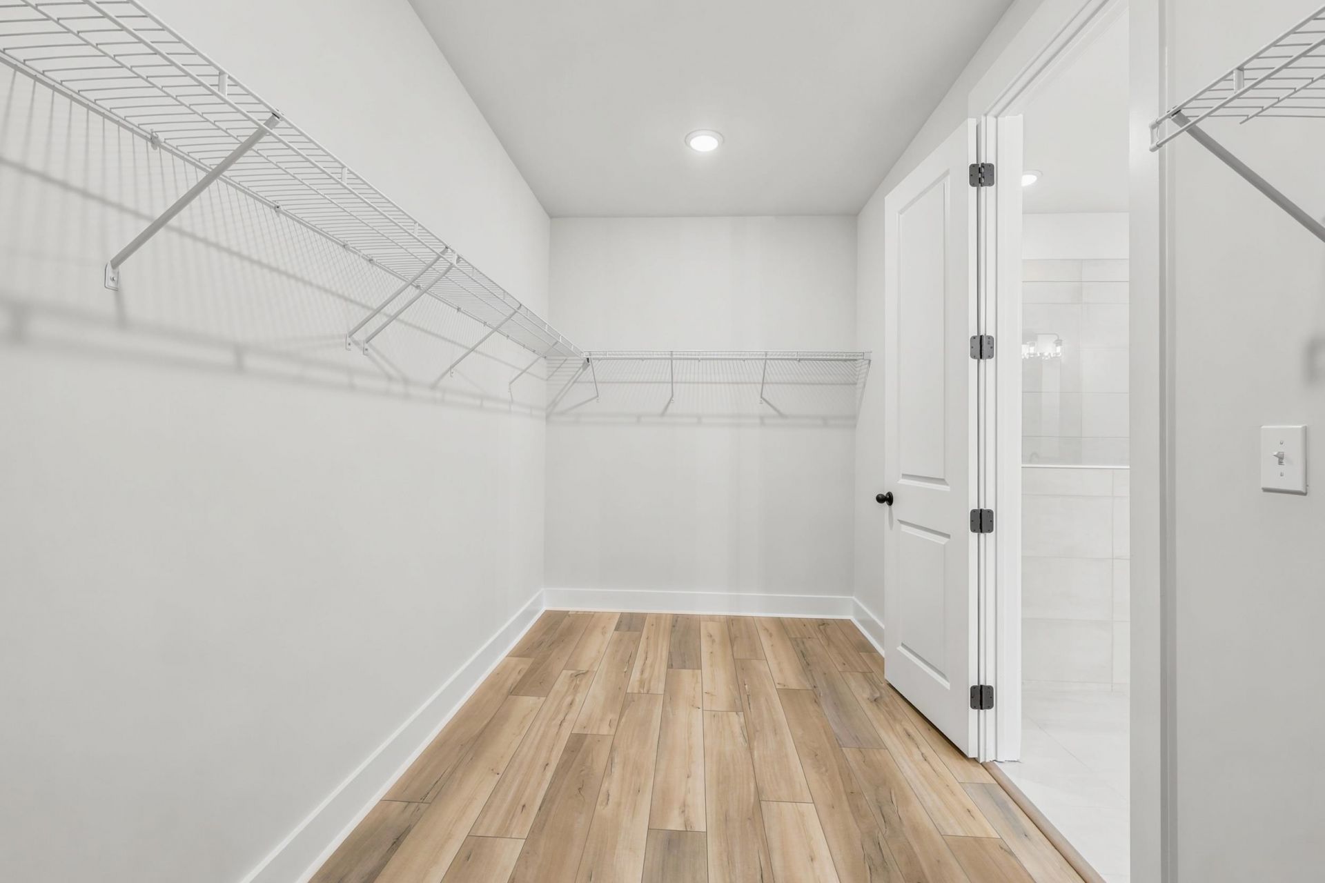 996 Triton Ave. Photo 56
