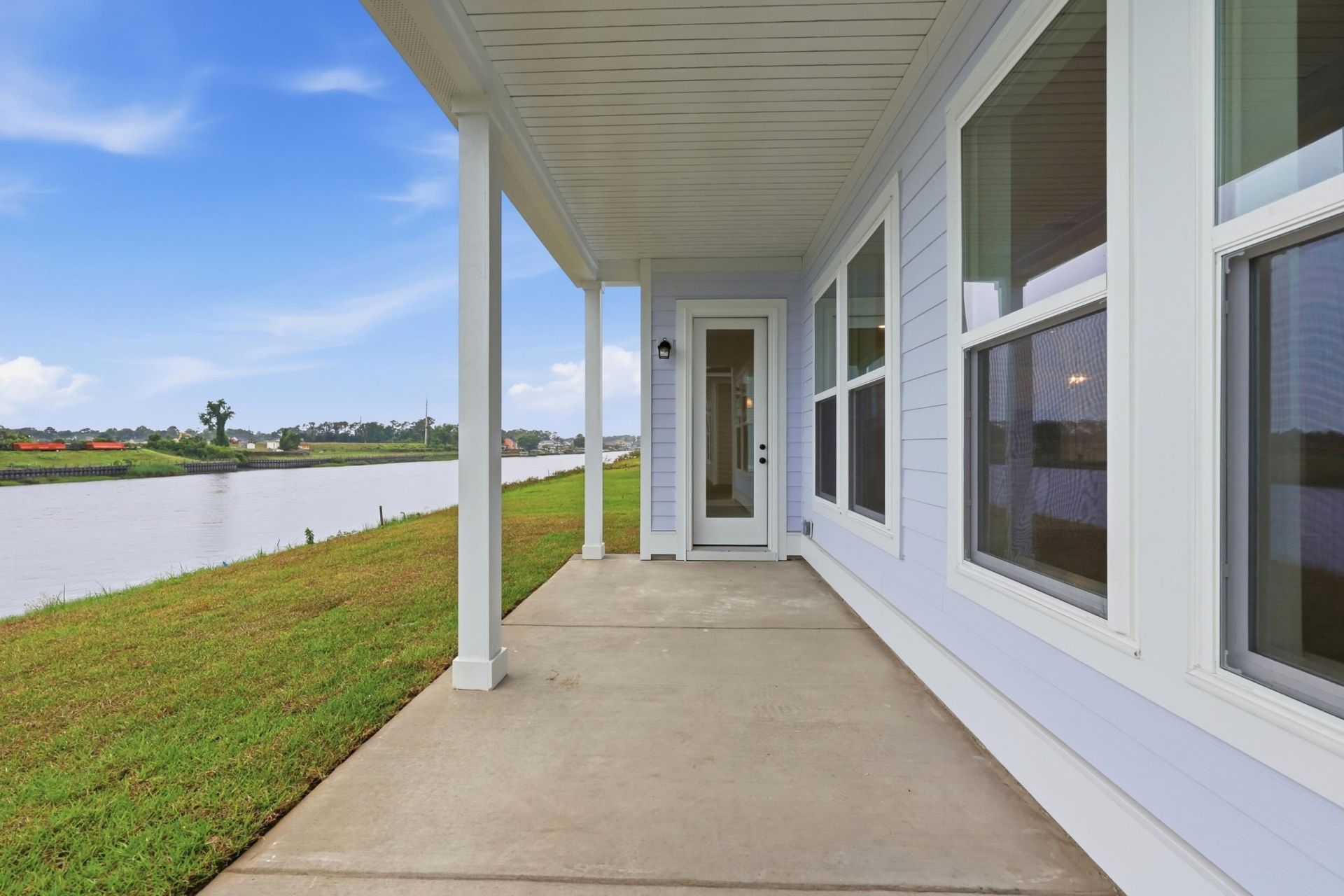 996 Triton Ave. Photo 60