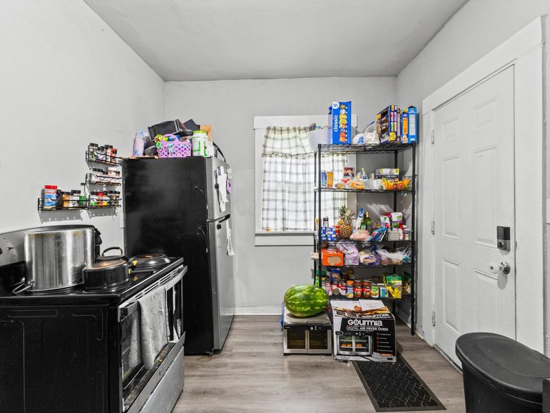2306-2308 E 5th Avenue , Columbus, OH 43219 Photo 8