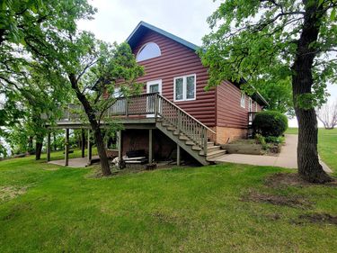 9000 37TH Street NE, Unit 6, Warwick, ND 58381