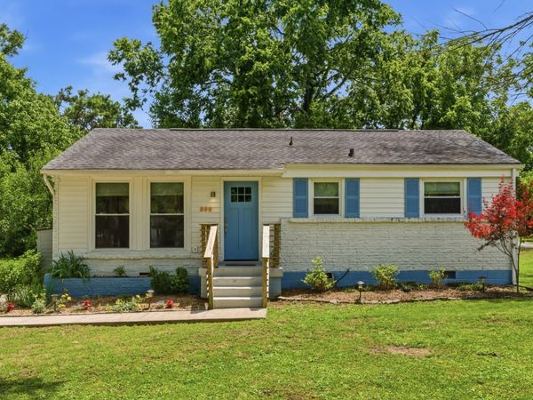 800 Oak St, Nashville, TN 37216