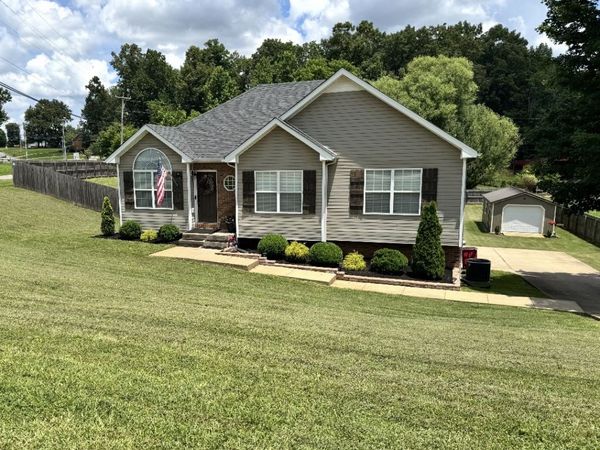 443 Wooten Rd , Clarksville, TN 37042