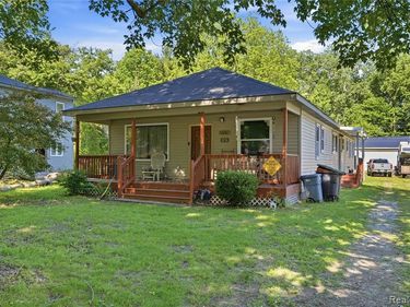 11583 Cape Cod Street, Taylor, MI 48180