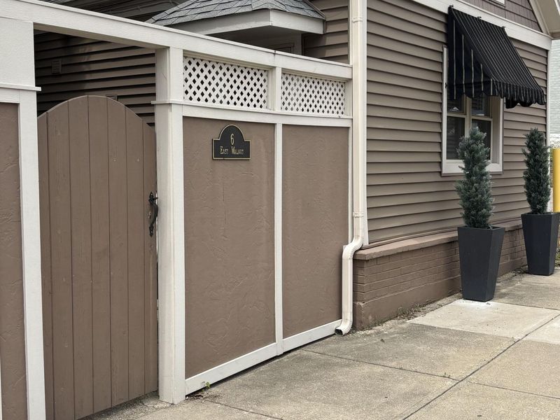 6 E Walnut Street, Southgate, KY 41071 Photo 1