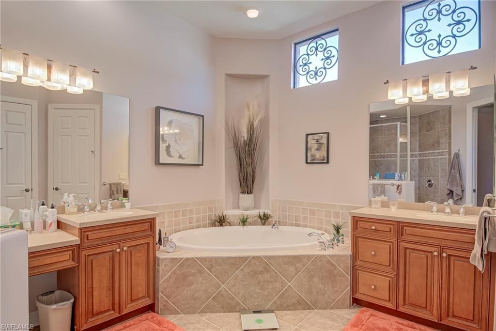 3126 Terramar Ct, Naples, FL 34119 Photo